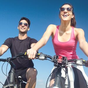 cropped bike couple 1 6087 1